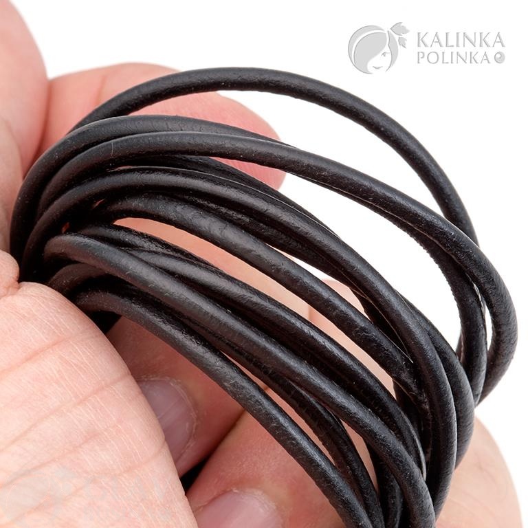 Качественный круглый кожаный шнур черного цвета, диаметр 3мм, продается на метры для создания кулонов и браслетов.