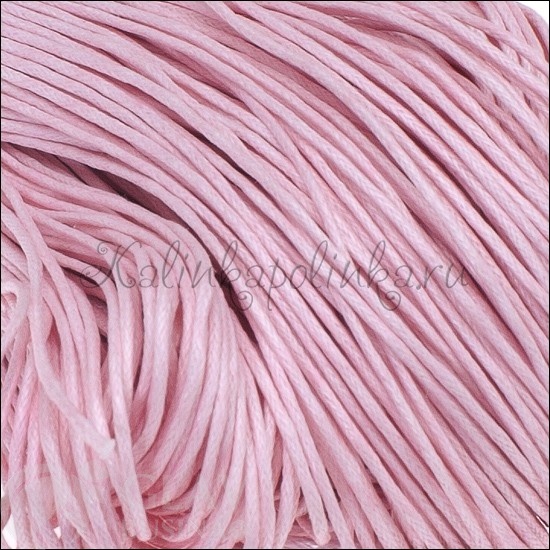 Уценённый вощёный хлопковый шнур розового цвета с неравномерным окрашиванием, толщина 0.8-1.2 мм, средняя 1мм, видны крупные волокна.
