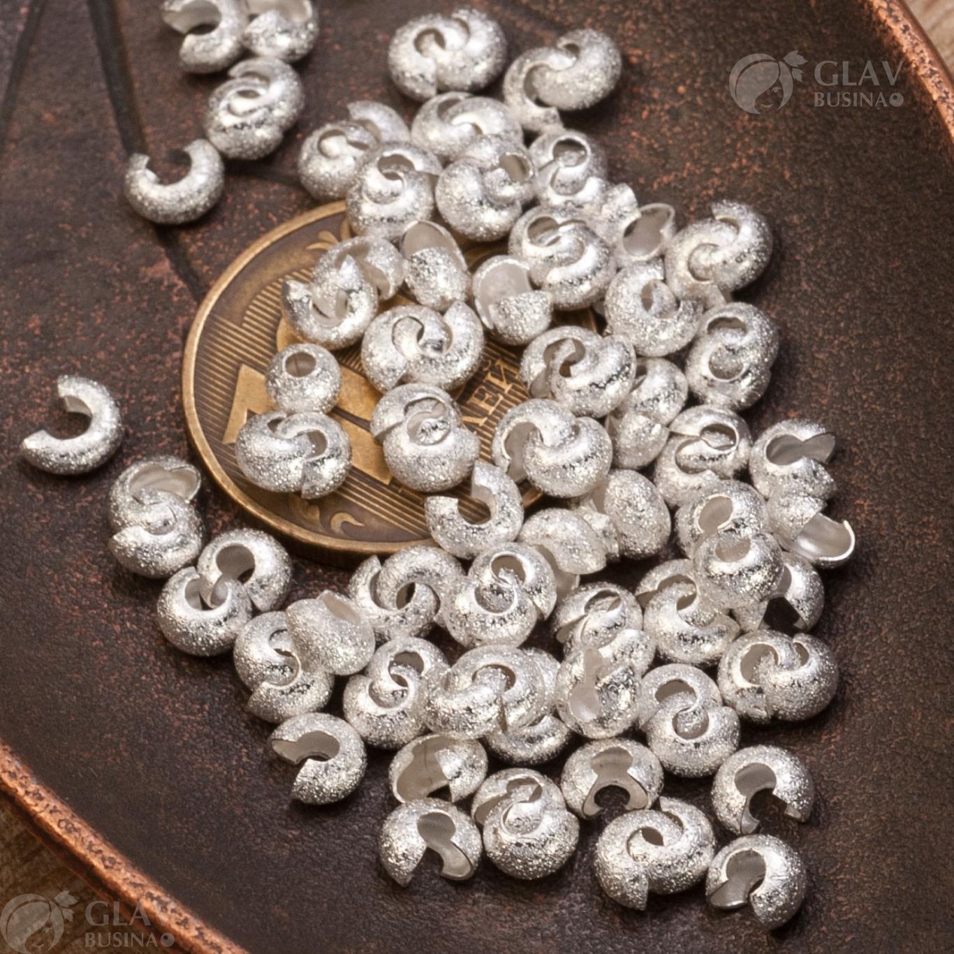 Шапочки для кримпов с эффектом звездной пыли (сияния), р-р 4.5х3мм, латунь, цвет серебро - надежный аксессуар для создания уникальных украшений.